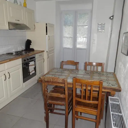 Rdc Avec Terrasse Privee דירה *